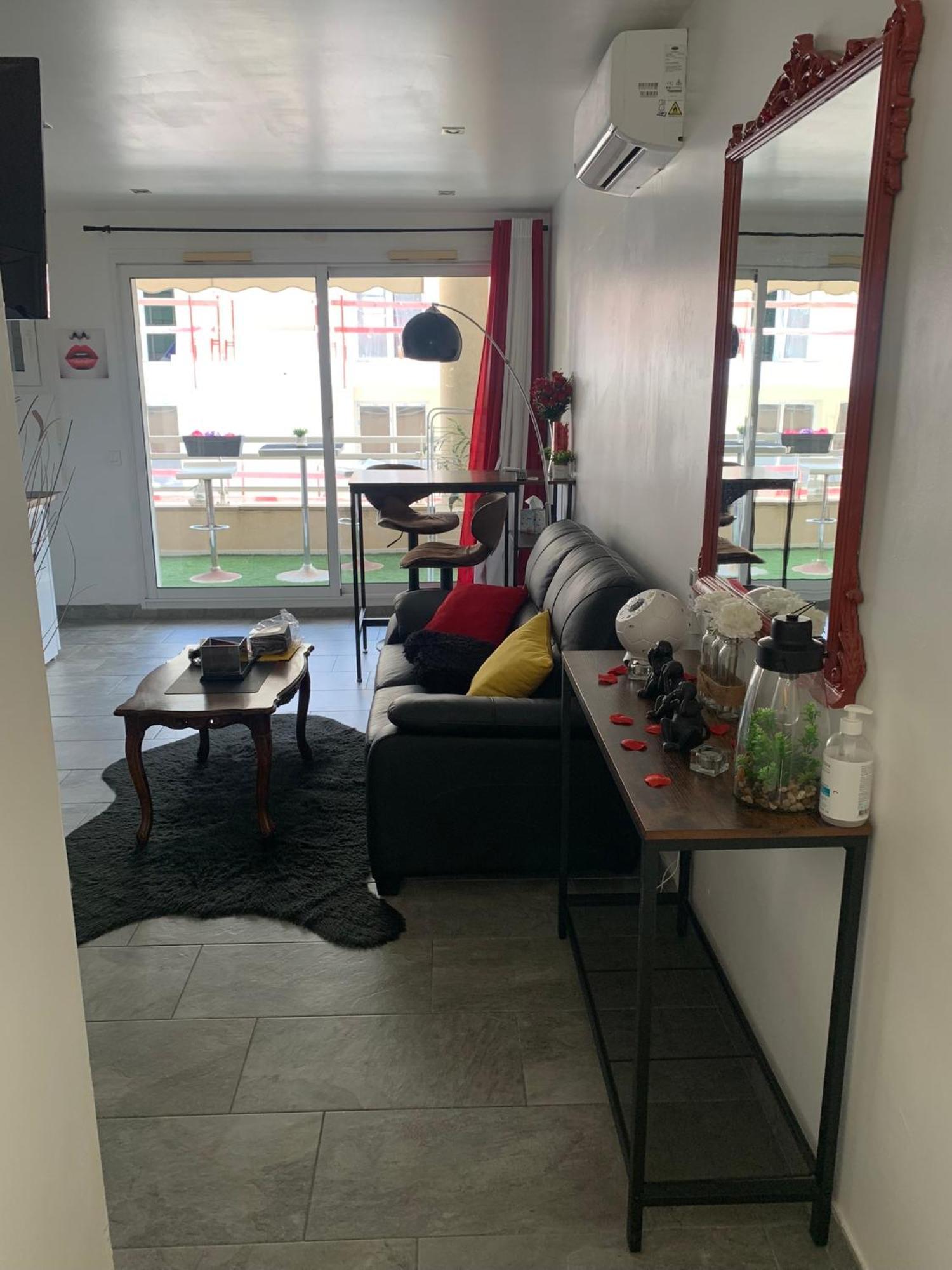 Amour Azur Appartement Pour 2 Avec Jacuzzi Et Terrasse A 2 Minutes De La Mer 瓦洛里 外观 照片
