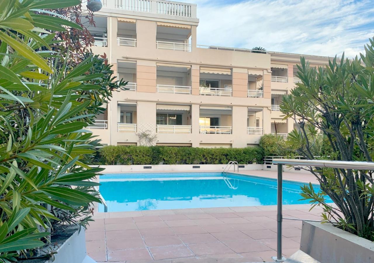 Amour Azur Appartement Pour 2 Avec Jacuzzi Et Terrasse A 2 Minutes De La Mer 瓦洛里 外观 照片